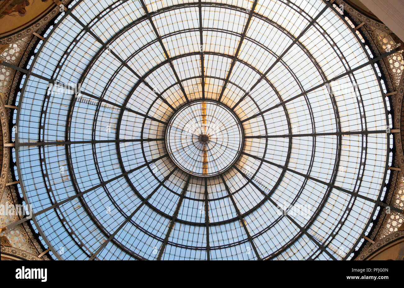 Italia Milano - Settembre 27, 2014 - soffitto della galleria Vittorio Emanuele II a Milano Foto Stock