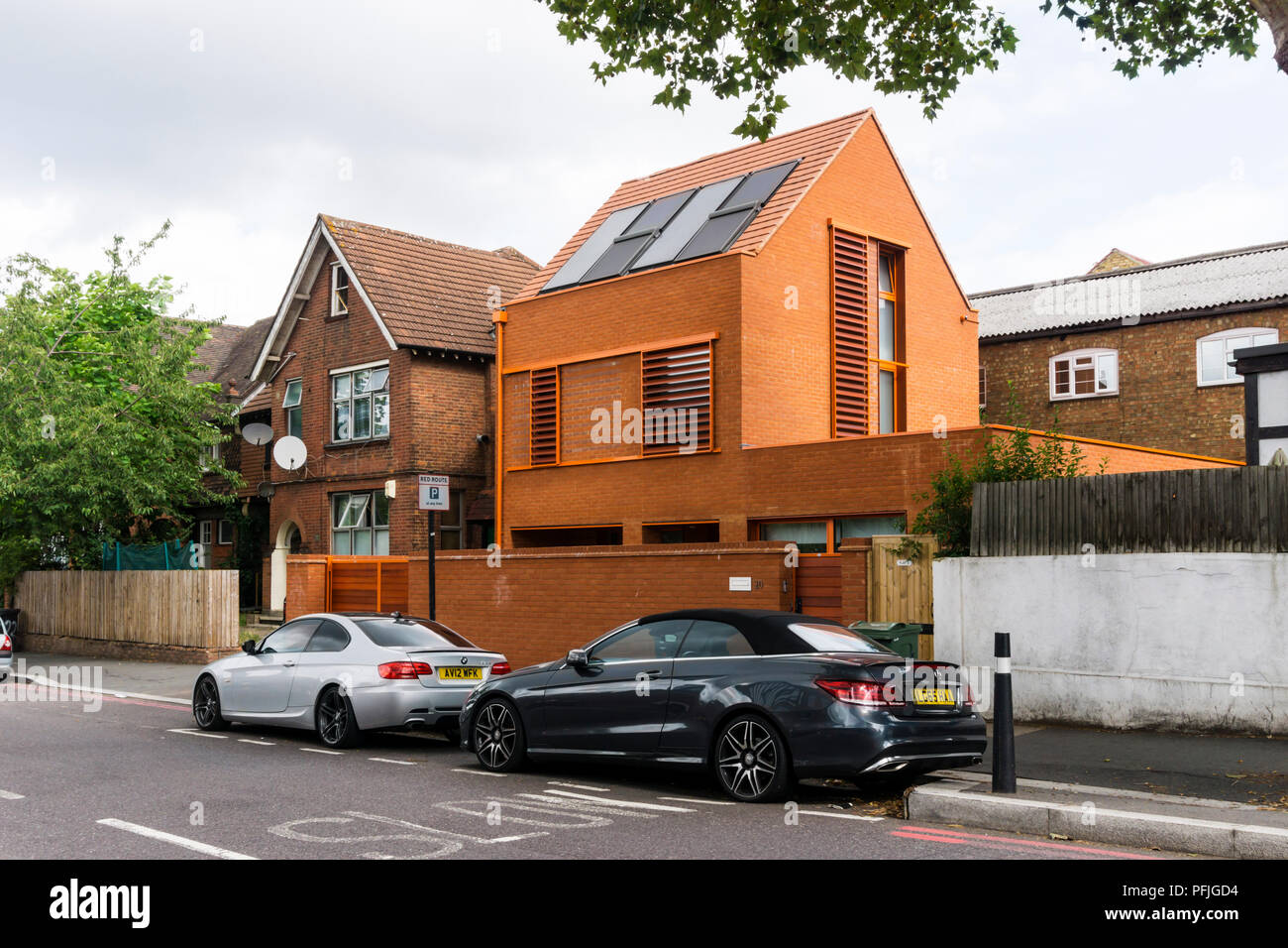 Questa casa di Passivhaus standard dal ritmo Jefford Moore architetti a 20 Ambleside Avenue, Streatham, è stato nominato per il 2018 Carbuncle Cup. Foto Stock