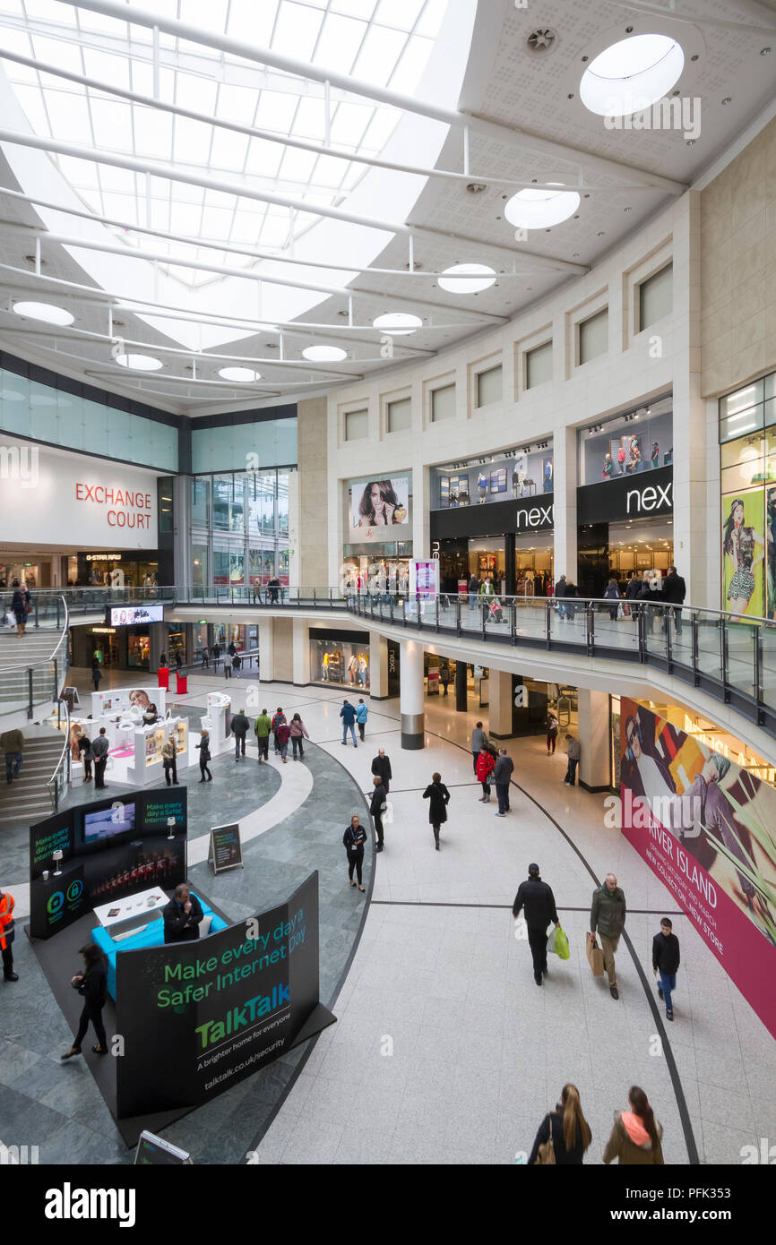 All'interno del Manchester Arndale Shopping Centre a Manchester in Inghilterra. Foto Stock