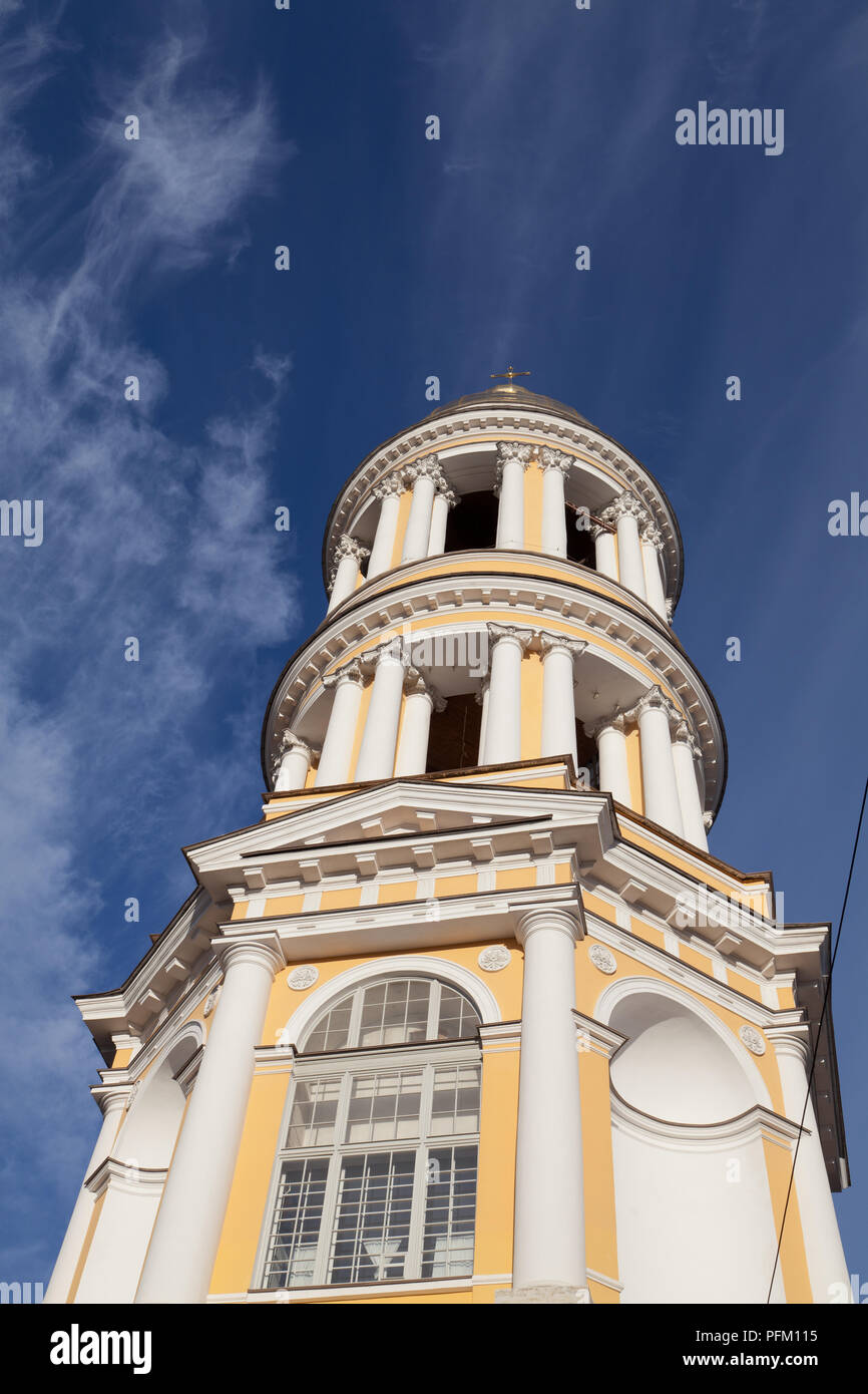 Torre campanaria della Nostra Signora di Vladimir Chiesa, Kolokolnaya street, San Pietroburgo, Russia. Foto Stock