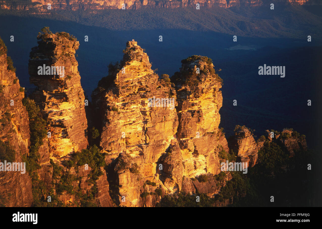 Australia, Nuovo Galles del Sud, Blue Mountain National Park, formazione rocciosa Tre Sorelle. Foto Stock
