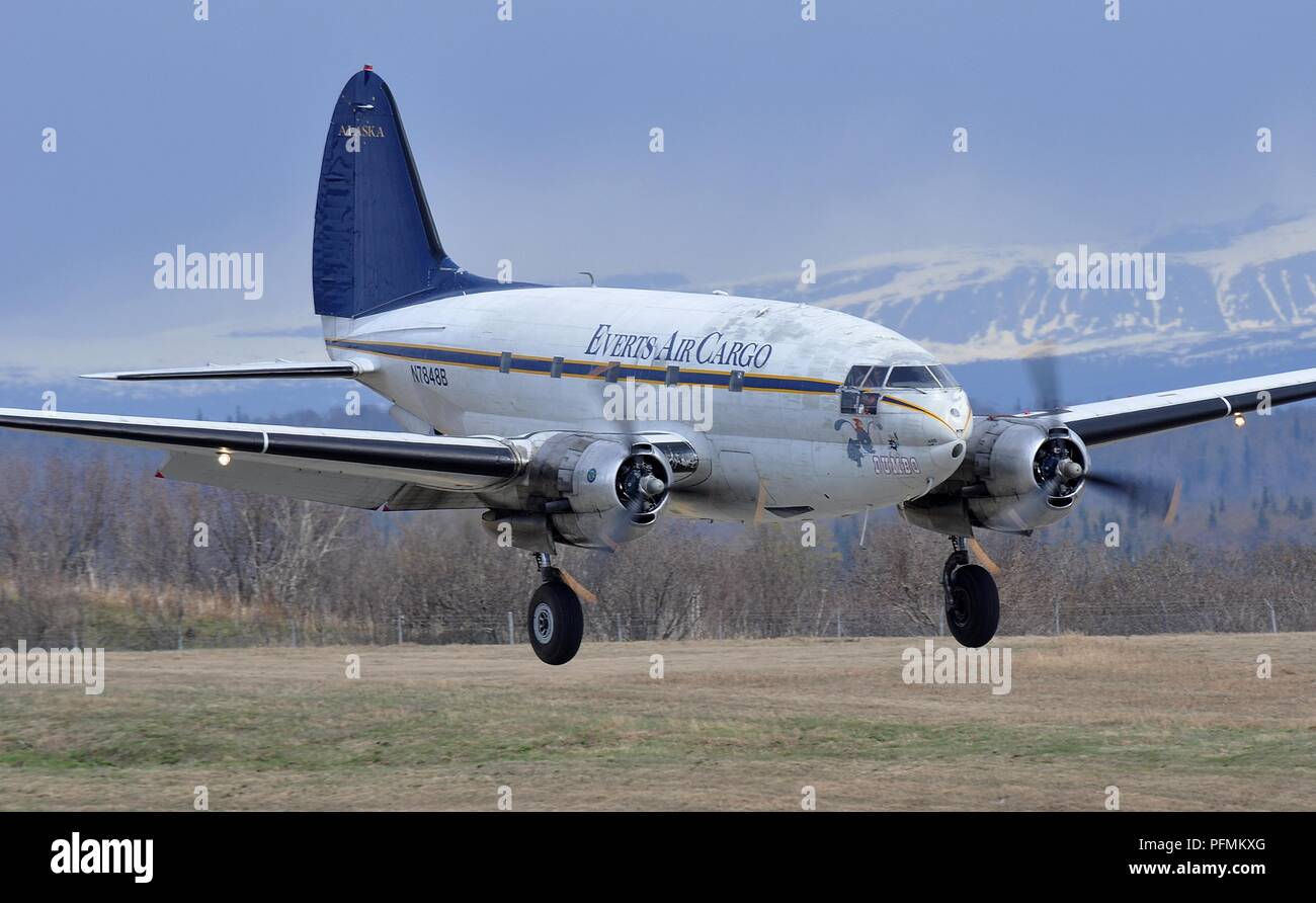 EVERTS AIR CARGO CURTISS C-46R COMMANDO N78848B 'DUMBONE' Foto Stock