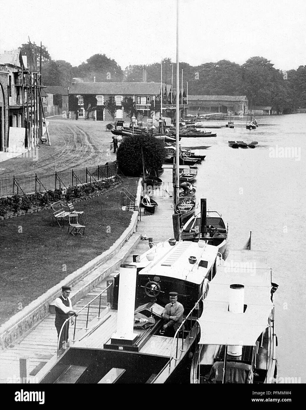 Il fiume Tamigi e Henley on Thames, PERIODO VITTORIANO Foto Stock