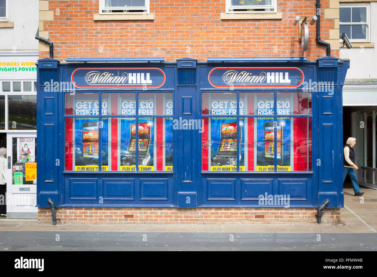 William Hill bookmakers in Whitby, North Yorkshire Foto Stock