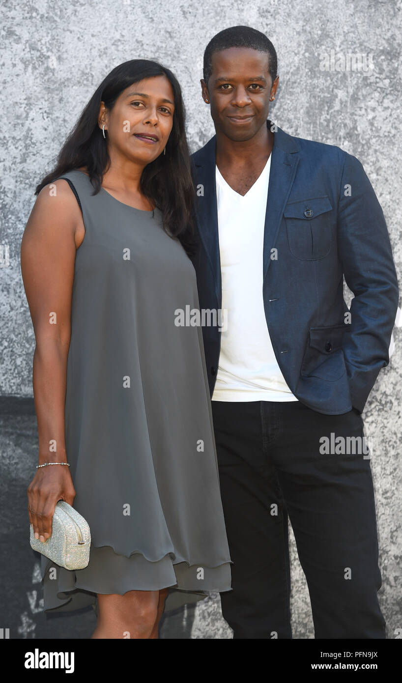 Foto deve essere accreditato ©Alpha premere 079965 21/08/2018 Adrian Lester e moglie Lolita Chakrabarti UK Premiere di Yardie al BFI Southbank di Londra Foto Stock