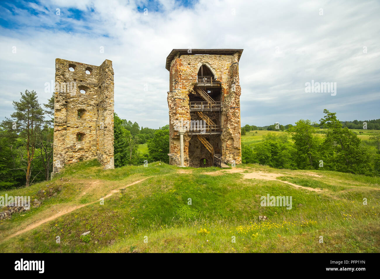 Vecchie rovine Foto Stock