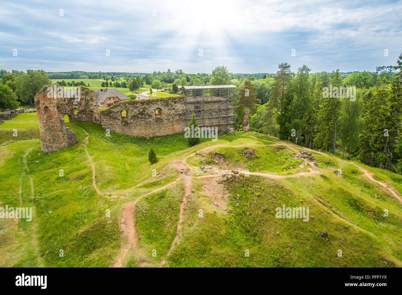 Vecchie rovine Foto Stock
