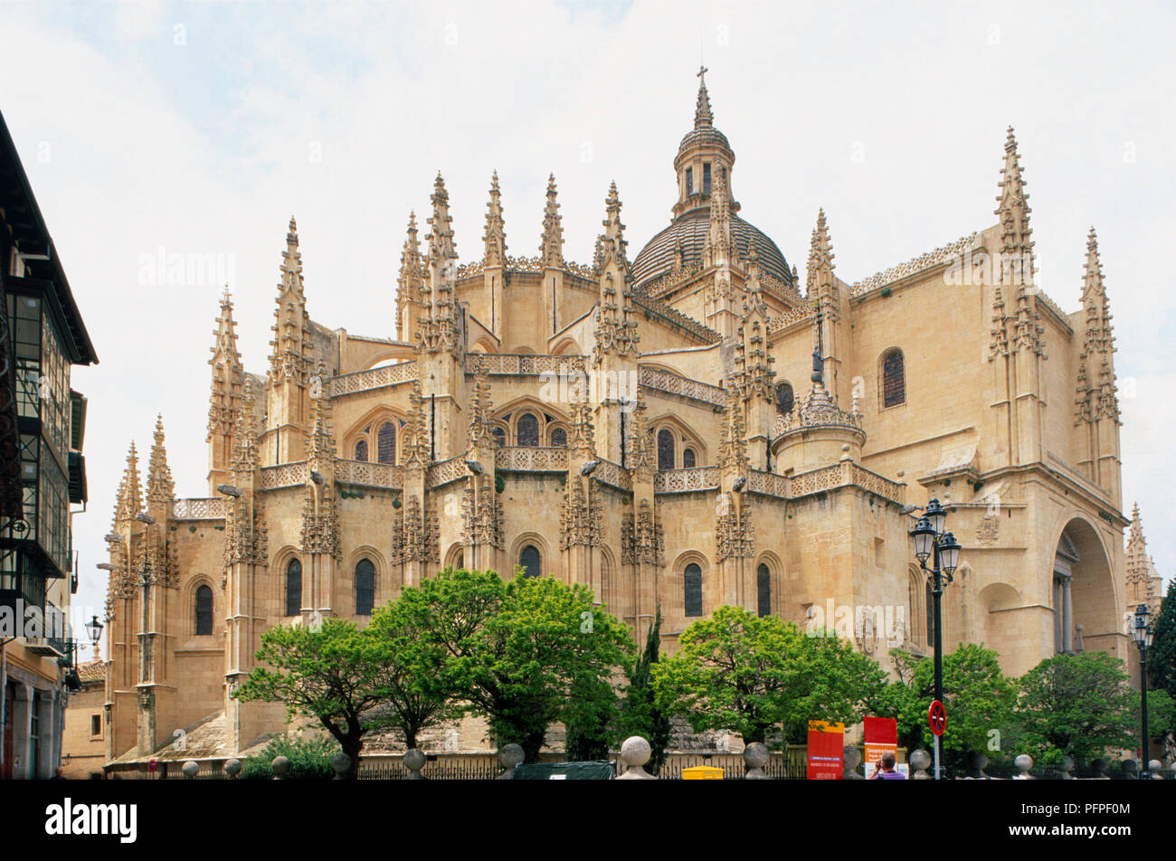 Spagna, Cattedrale di Segovia, XVI secolo gotico esterno Foto Stock