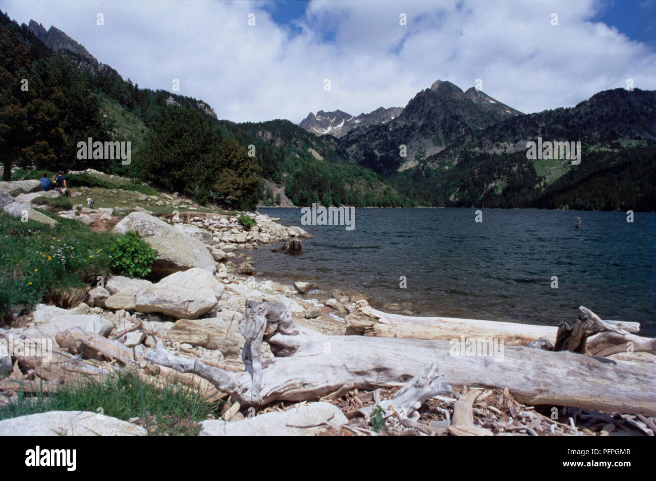 In Spagna, in Catalogna, il Parco Nazionale di Aiguestortes i Estany de Sant Maurici (Aiguestortes i Estany de Sant Maurici National Park), Estany de Sant Maurici lago Foto Stock