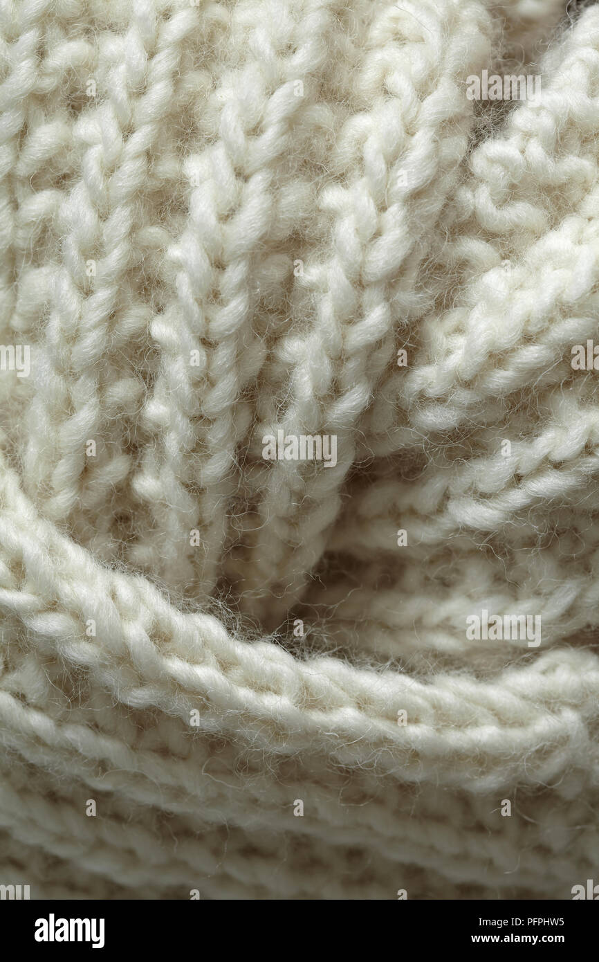 Maglia bianca costola maglia Sciarpa, close-up Foto Stock