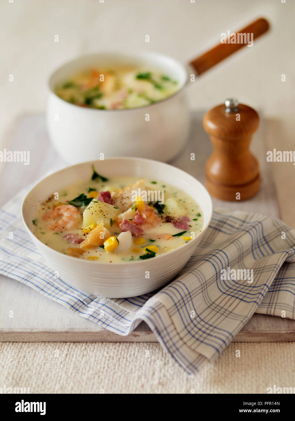 Senza glutine zuppa di pesce Foto Stock