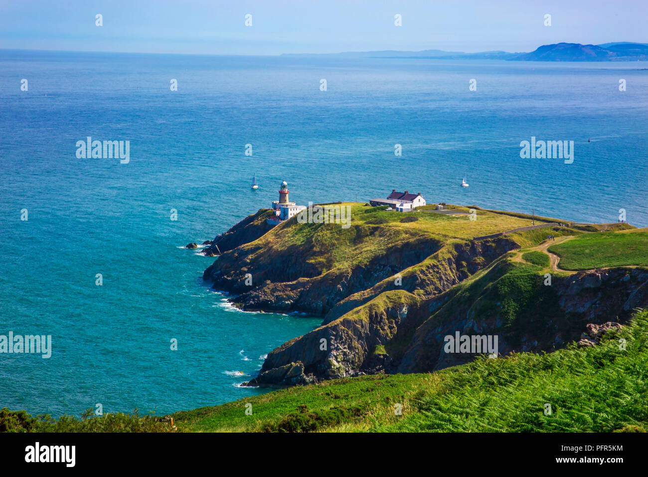 Howth Head con Baily Lighthouse, Dublino, Irlanda Foto Stock