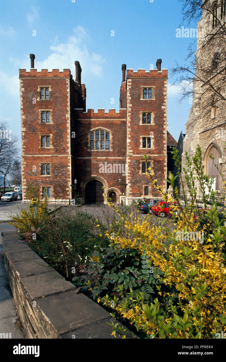 Gran Bretagna, Inghilterra, Londra, Lambeth, Lambeth Palace, Tudor gatehouse del 1495 Foto Stock