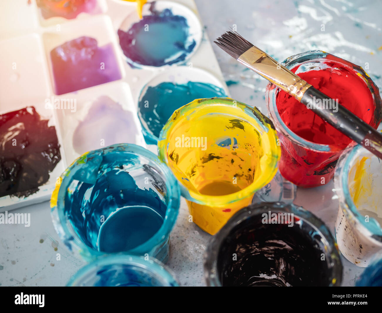 colori ad acqua 13 cm 16 cm. acrilico poster Tavolozza di miscelazione bianca per dipingere le dita tavolozza di pittura a petali in plastica Doyeemei 