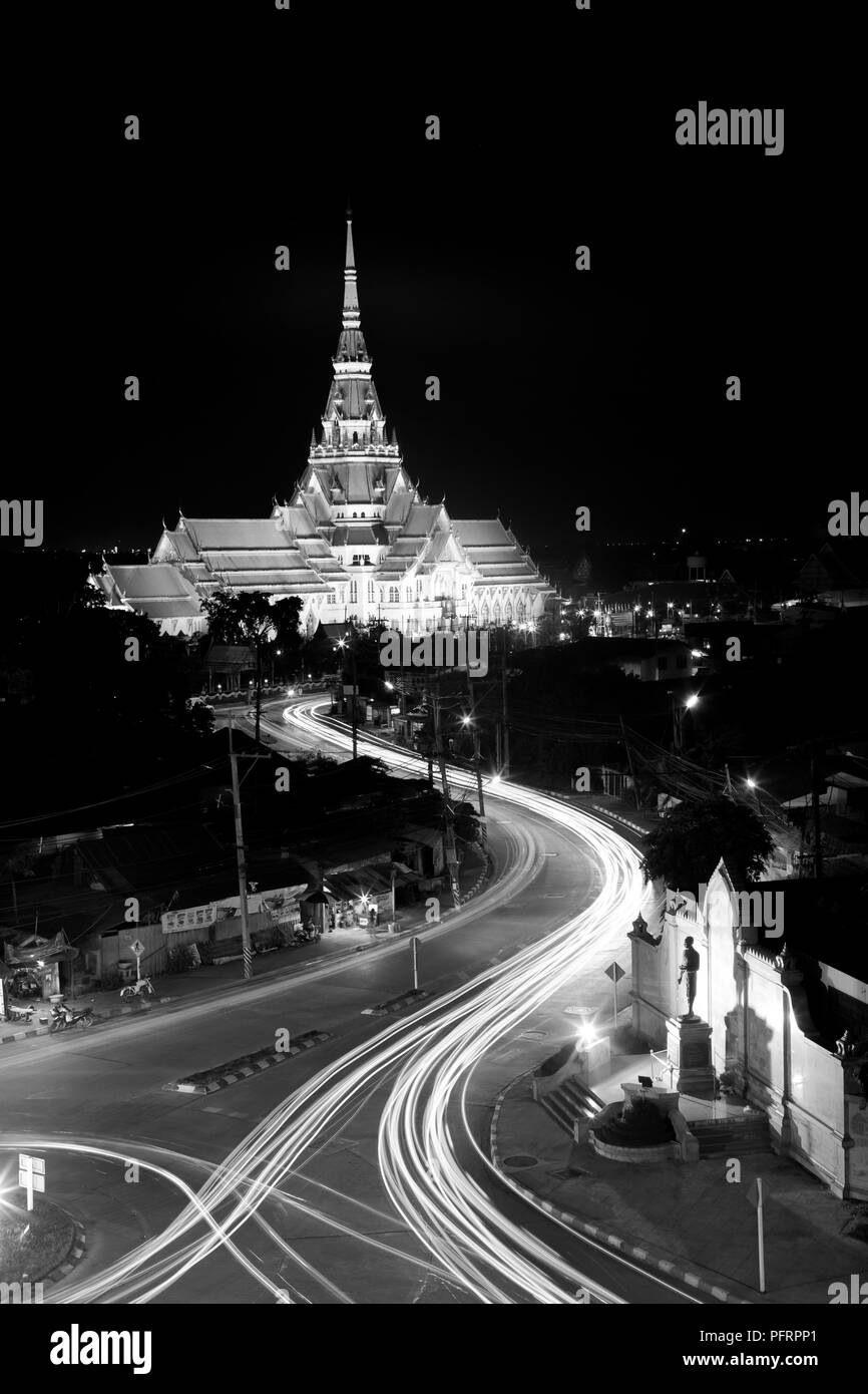 Wat sothorn wararam worawihan tempio choeng sao provincia Tailandia Foto Stock