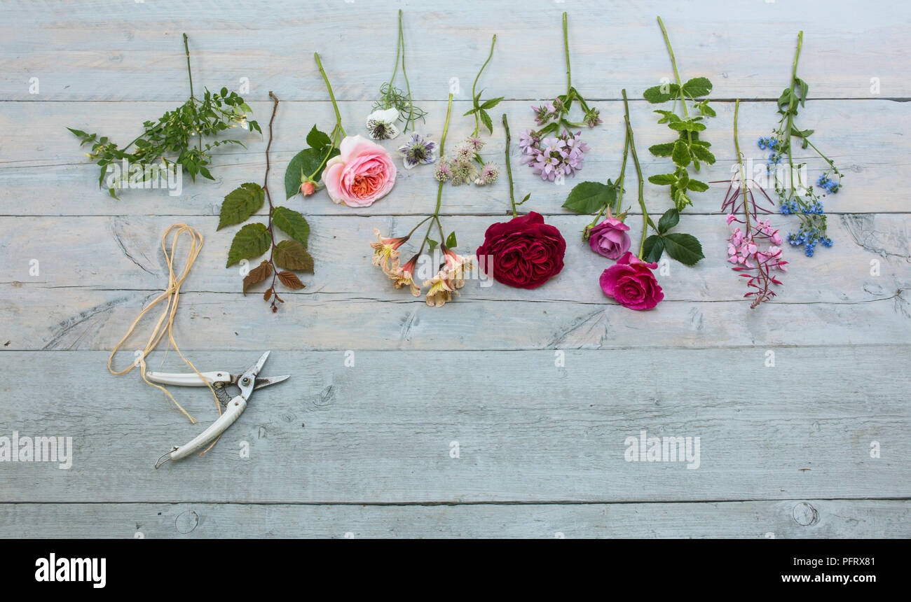 Come fare a mano mazzo legato Foto Stock