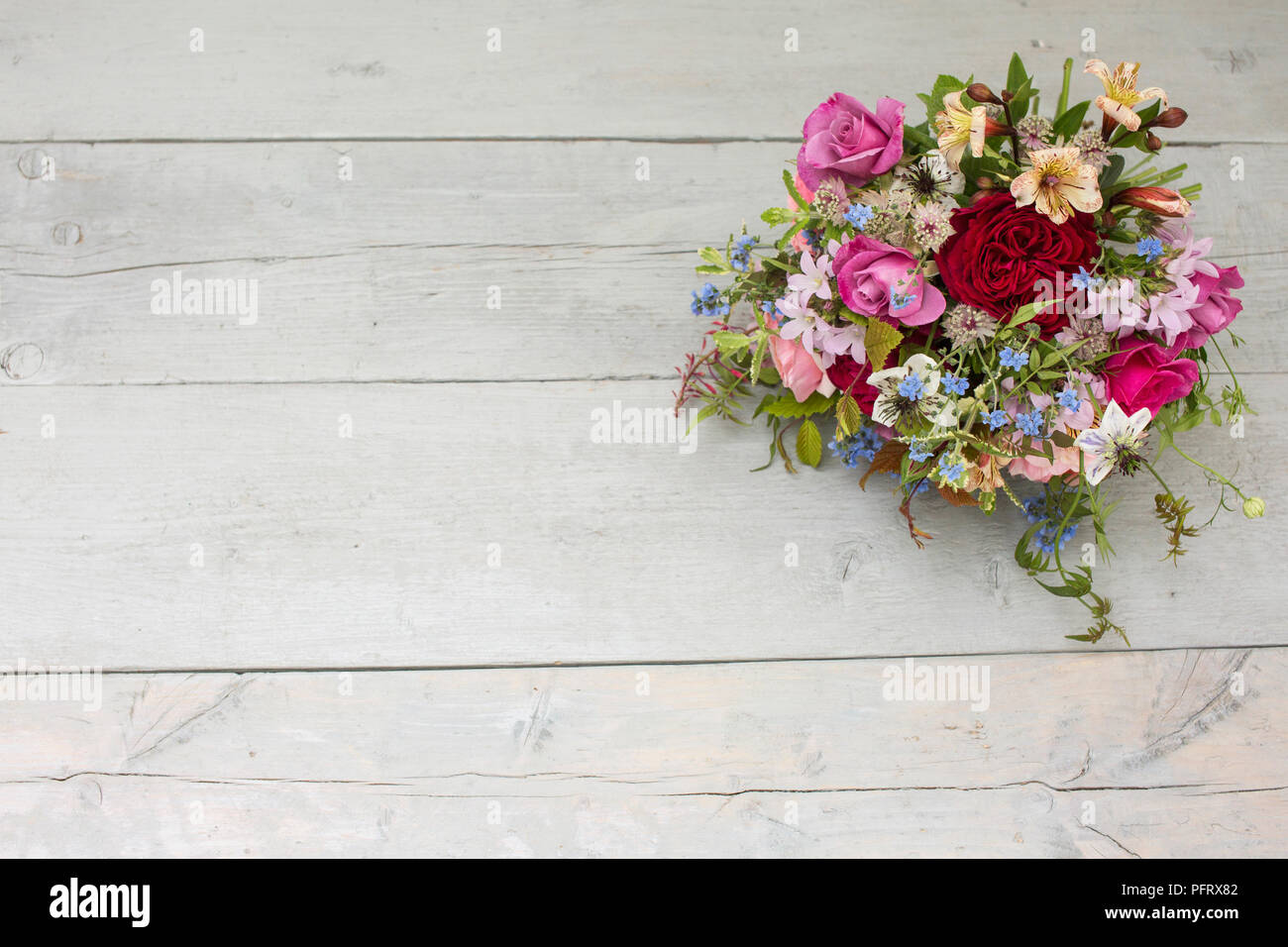 A mano mazzo legato Foto Stock