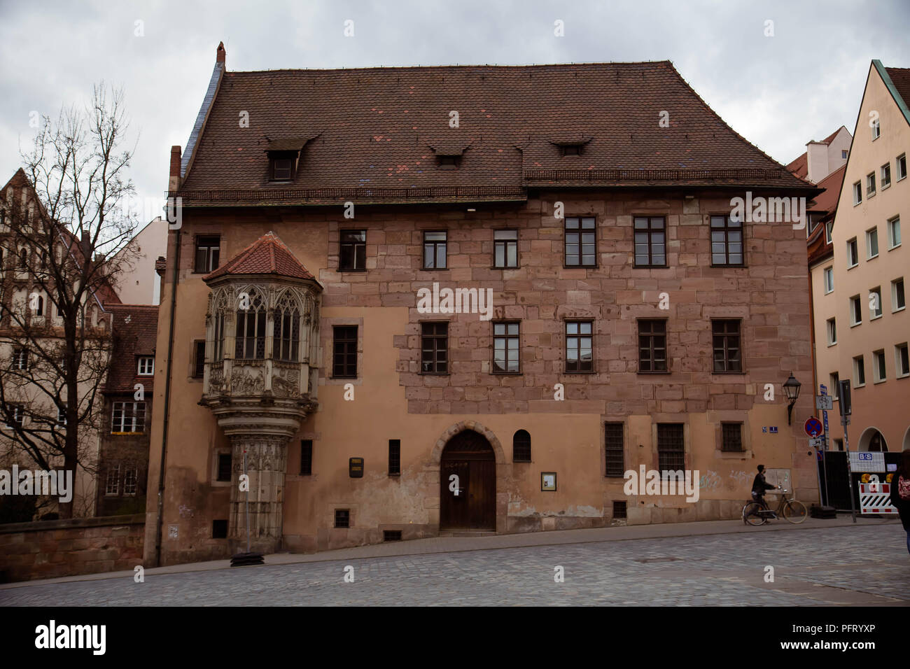 Aprile 2016 - casa storica del diacono di santa chiesa Sebaldus su Sebalder square a Norimberga, Baviera, Germania Foto Stock