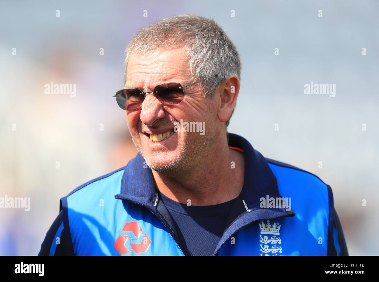 L'allenatore inglese Trevor Bayliss durante il quinto giorno del terzo Test Match degli Specsaver a Trent Bridge, Nottingham. PREMERE ASSOCIAZIONE foto. Data immagine: Mercoledì 22 agosto 2018. Vedi storia della PA CRICKET England. Il credito fotografico dovrebbe essere: Mike Egerton/PA Wire. Foto Stock