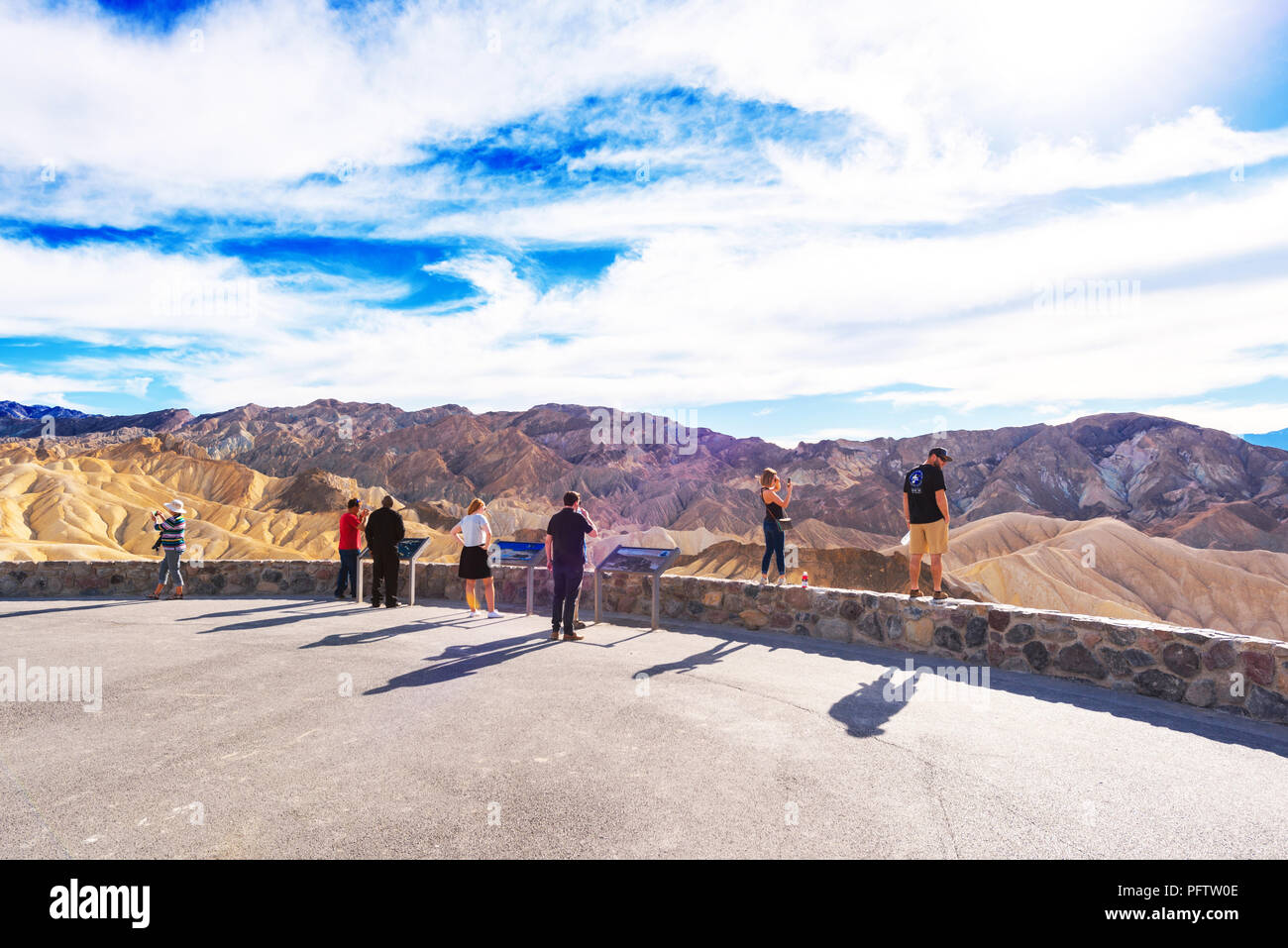 Vista della Death Valley, California, Stati Uniti d'America. Copia spazio per il testo Foto Stock