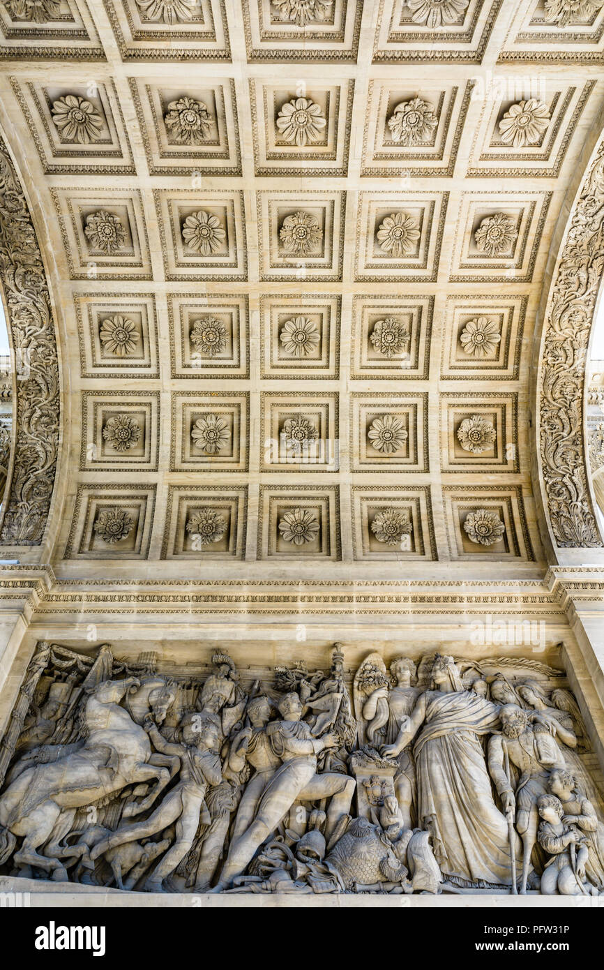Il grande bassorilievo dallo scultore Etienne Ramey, al di sotto dell'arco sulla western pilastro della Porte d'Aix, l'arco trionfale di Marsiglia. Foto Stock
