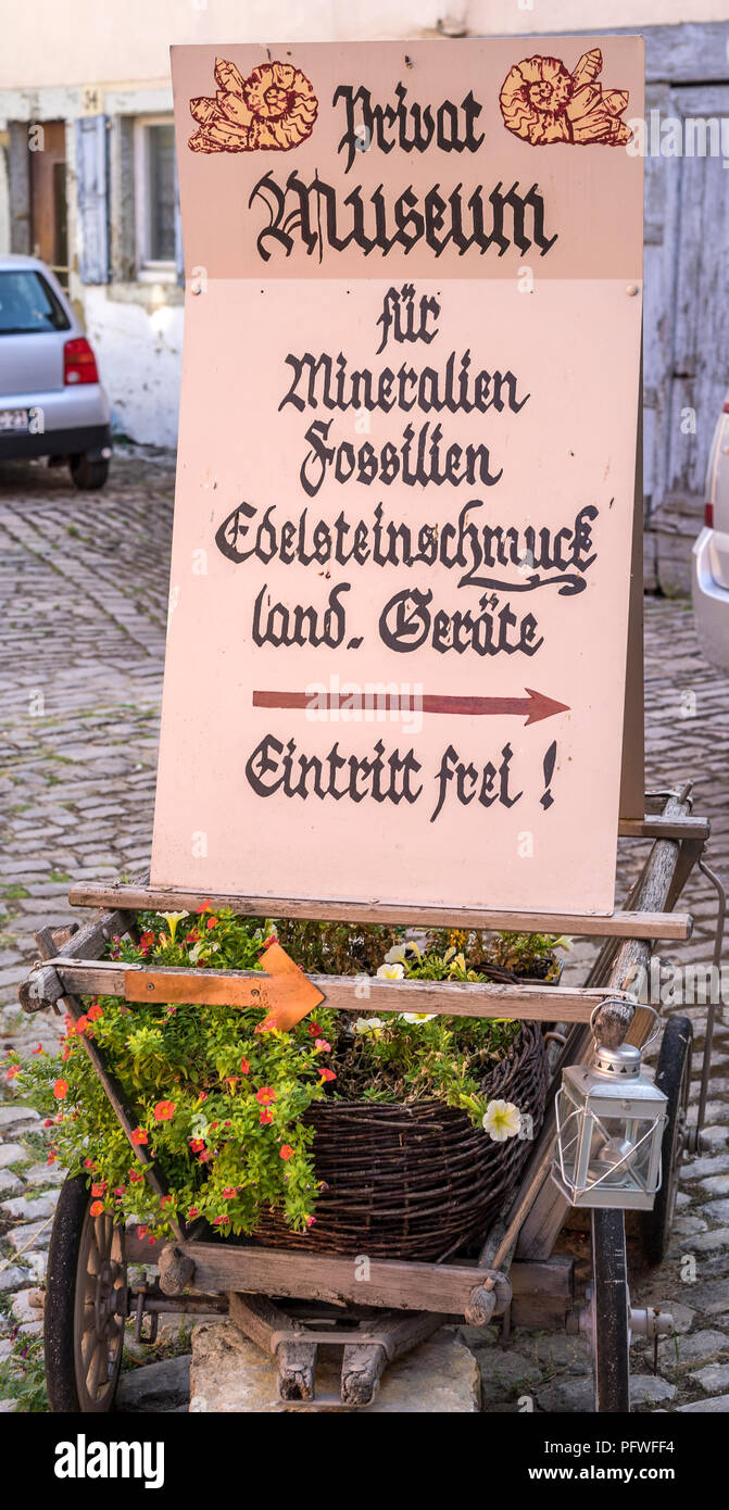 Museo privato segno nel villaggio bavarese di Prichsenstadt nella tarda estate del mese di agosto 2018 Foto Stock
