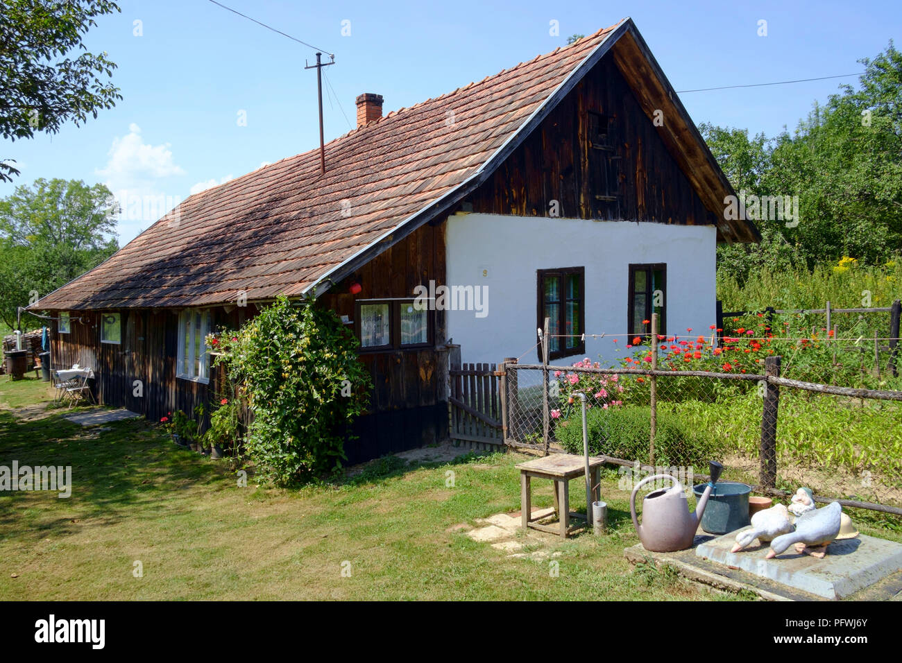Tipica tradizionale villaggio rurale casa Zala county Ungheria Foto Stock