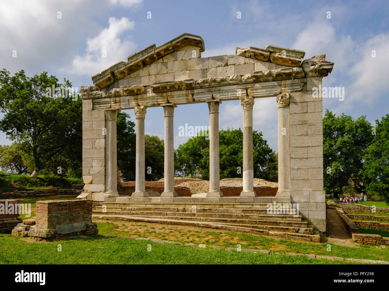 Portale della Buleuterion, antica città Apollonia, Qarier Fier, Albania Foto Stock