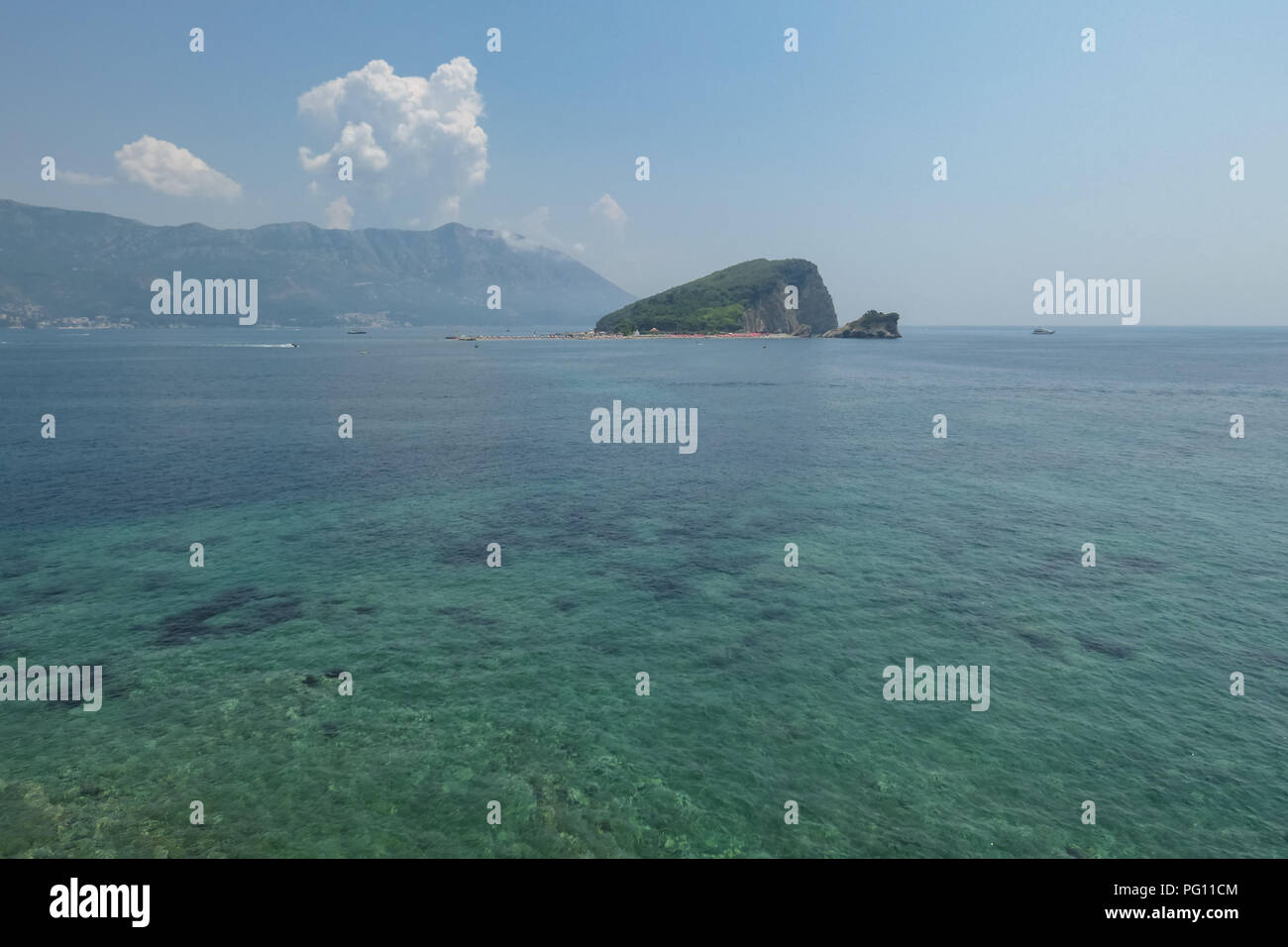 Isola di San Nicola - Sveti Nikola Island - nell'Adriatico meridionale, Budva, Montenegro Foto Stock