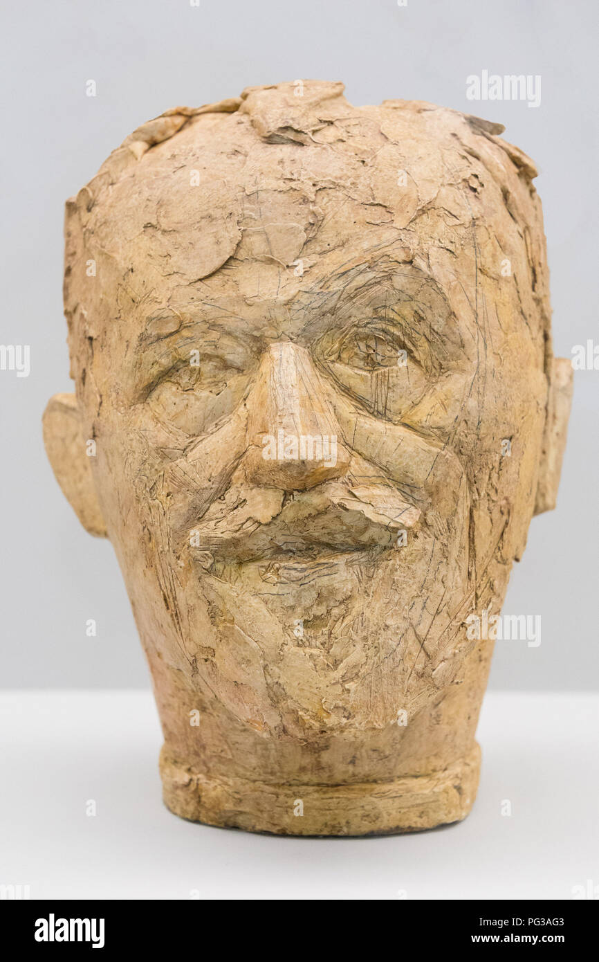 La città di New York, New York, Stati Uniti d'America. 16 Giugno, 2018. ''Testa del Padre, piatto I''/''Tete du pere piastra [I]" (1927-30), gesso, di Alberto Giacometti. Credito: Serena Hsu/ZUMA filo/Alamy Live News Foto Stock