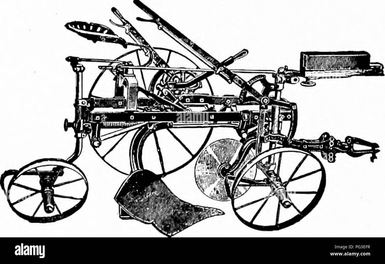 . Dry-agricoltura; un sistema di agricoltura per i paesi sotto una bassa piovosità. L'aridocoltura. 306 DEY-AZIENDA AGRICOLA le menti di molti studenti, se l'aratro moderno non dovrebbe essere sostituita da qualche macchina anche più adatto per la corretta rotazione e agitazione del suolo. L'aratro a versoio è tutto con- sidered, la più soddisfacente aratro per dry-farm. Fig. 74. Sulky aratro. scopi. Un aratro a versoio a possedere una breve curvatura brusca è generalmente ritenuta la più preziosa per dry-scopi aziendali, poiché pul- verizes il suolo più accuratamente e in dry-agricoltura non è così impo Foto Stock