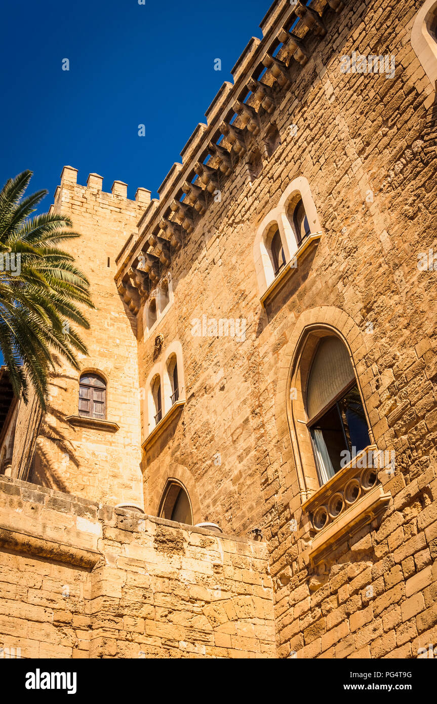 Antico castello musulmano, residenza del Re di Spagna in Palma de Mallorca Foto Stock