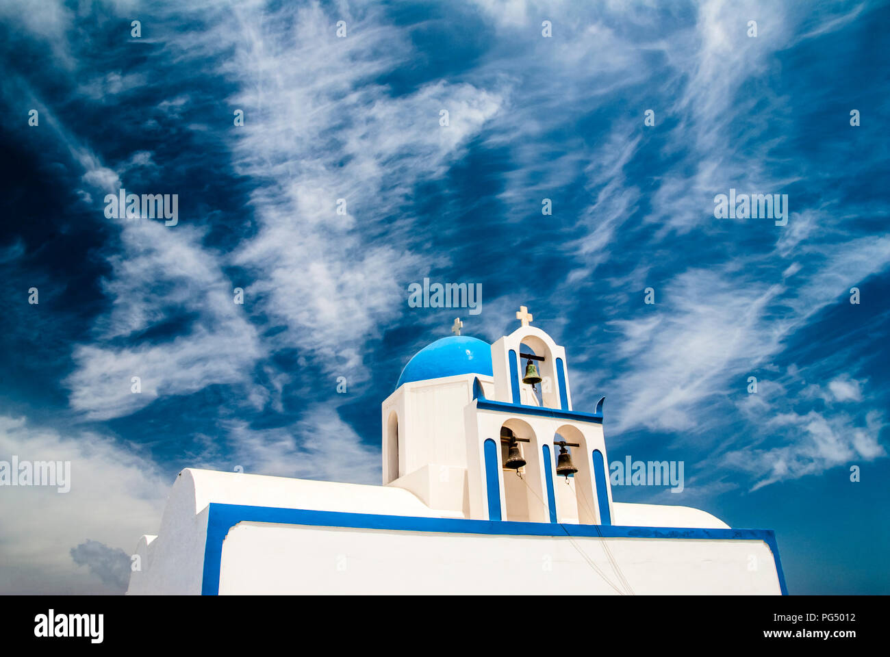 Chiesa di Santorini sul sentiero da Oia a Imerovigli Foto Stock