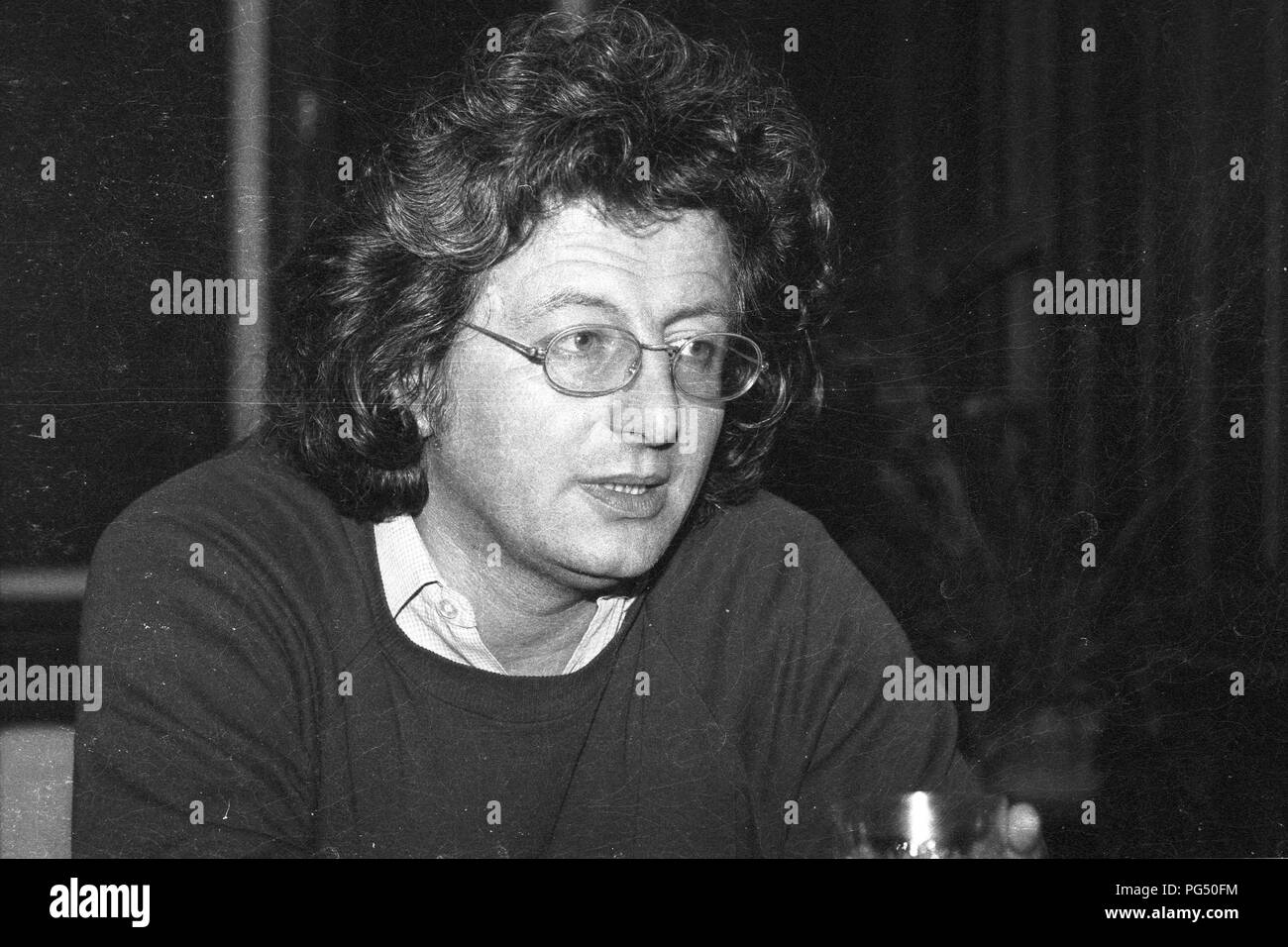 Il scrittore Ungherese Peter Esterhazy a Vienna nel 1989. Foto Stock