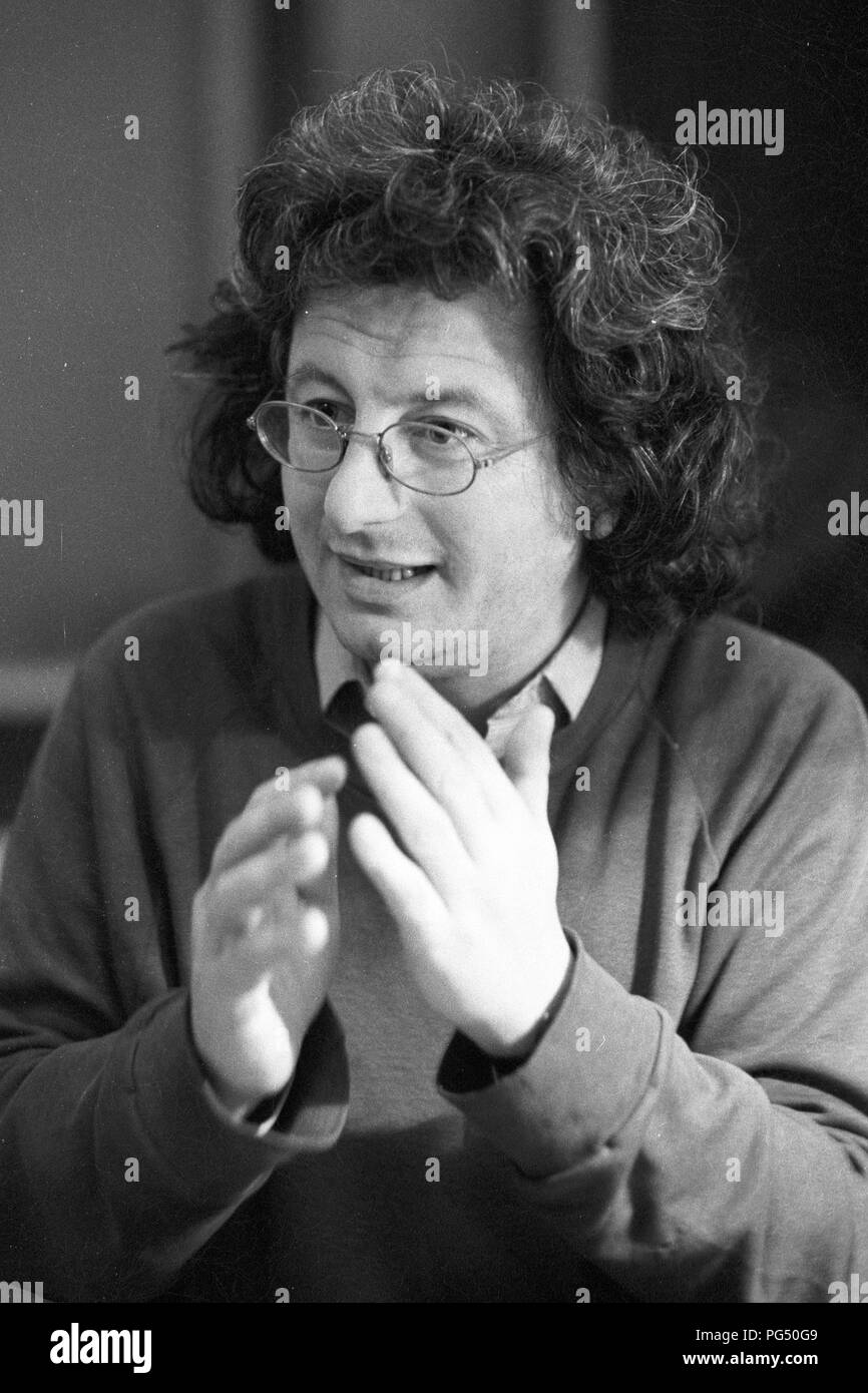 Il scrittore Ungherese Peter Esterhazy a Vienna nel 1989. Foto Stock