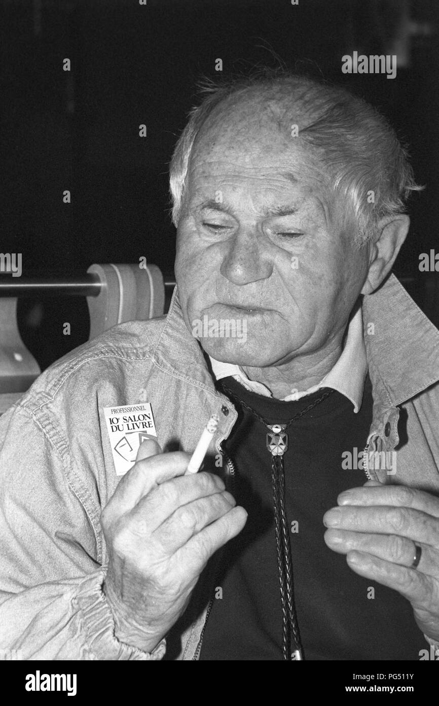 Il scrittore ceco Bohumil Hrabal a Parigi, al Salone del libro - Salon du Livre (Parigi Livre). Foto Stock