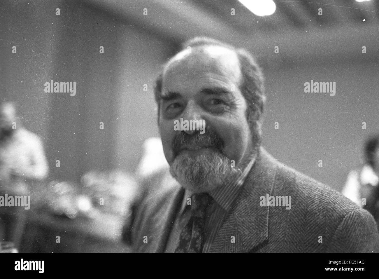 La Repubblica ceca giornalista e scrittore Pavel Tigrid. Tigrid più tardi divenne ministro ceco di cultura sotto Vaclav Klaus e consigliere di Vaclav Havel. Foto Stock