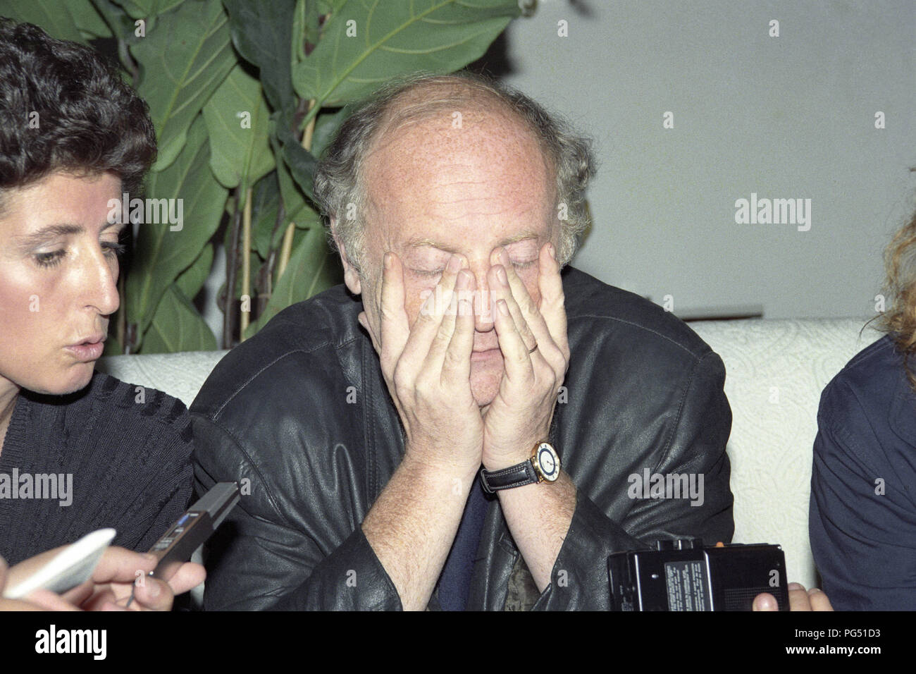 "Scrittore russo Joseph Brodsky a Capri per ricevere il premio letterario ''Premio Capri''. Brodsky si è aggiudicato il 1987 Premio Nobel per la letteratura". Foto Stock