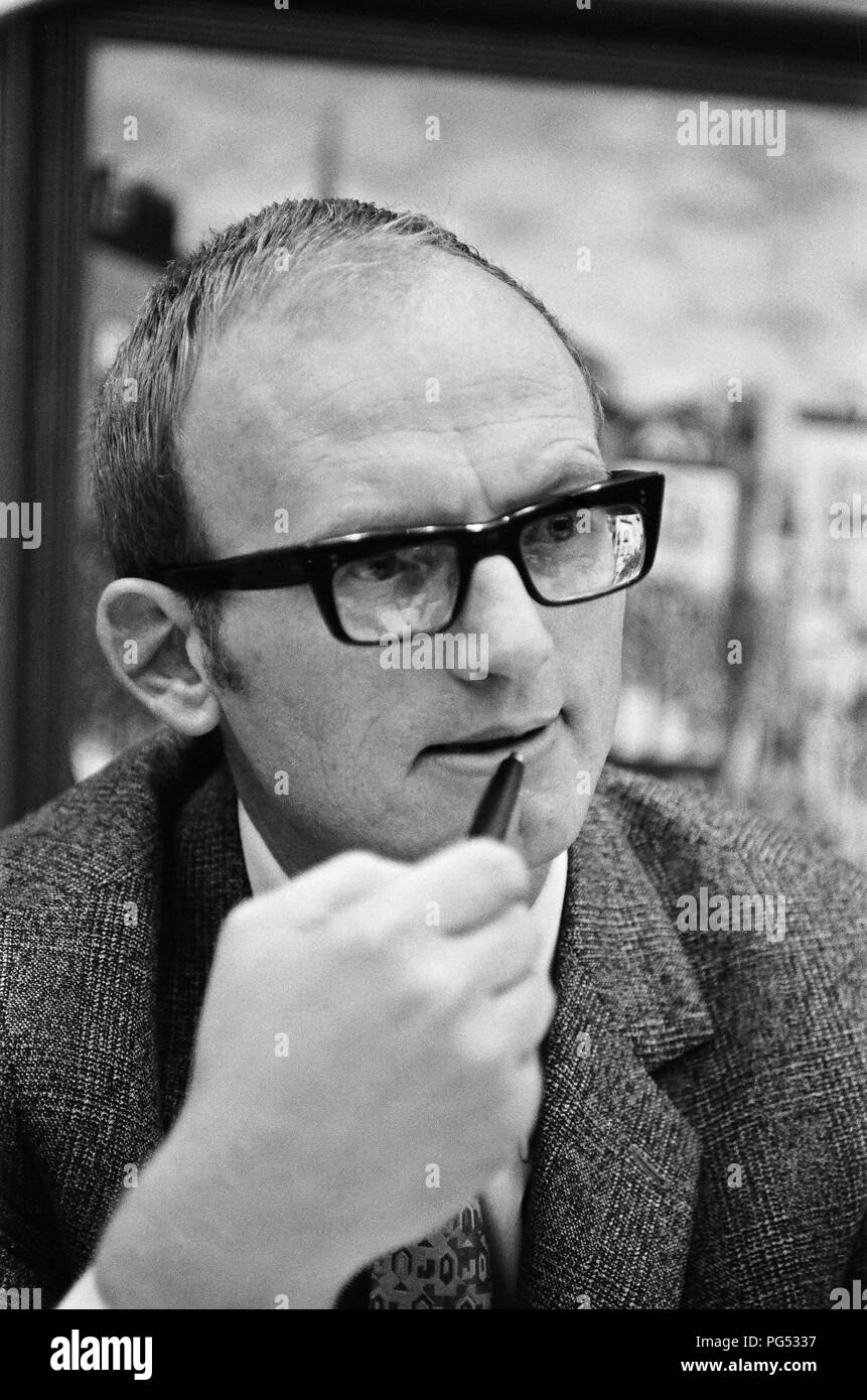 Hermann Kant Immagini E Fotografie Stock Ad Alta Risoluzione Alamy hermann-kant-immagini-e-fotografie-stock-ad-alta-risoluzione-alamy