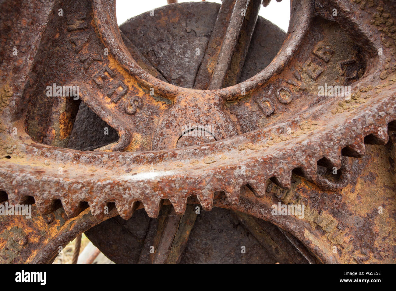 Abbandonato il verricello sulla spiaggia dei pescatori di Dungeness Foto Stock