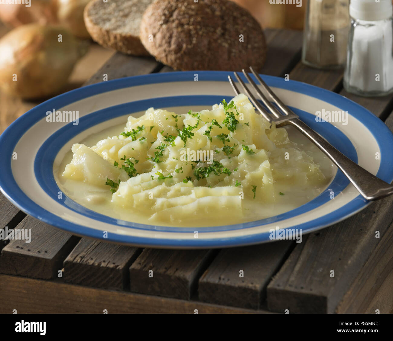 La trippa e le cipolle. Cibo tradizionale REGNO UNITO Foto Stock