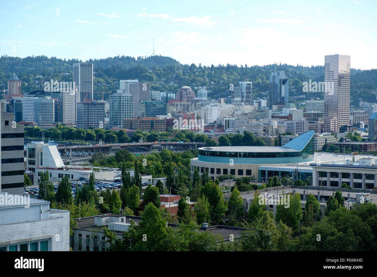 Lo skyline del centro cittadino di Portland, Oregon, Stati Uniti d'America Foto Stock