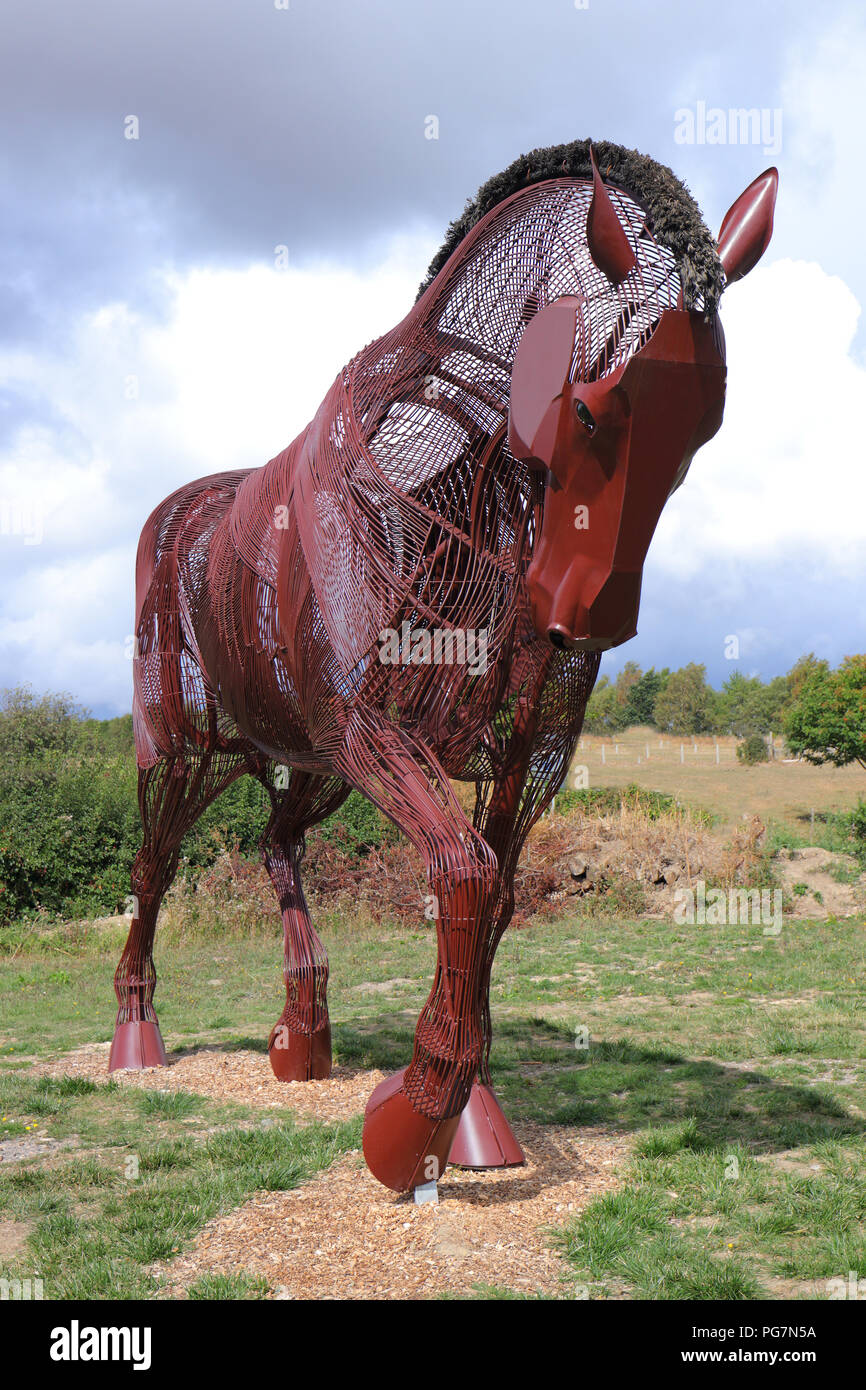 Il War Horse War Memorial Sculpture in Featherstone , West Yorkshire per ricordare il 353 persone che sono morte durante il WW1 dalla città. Foto Stock