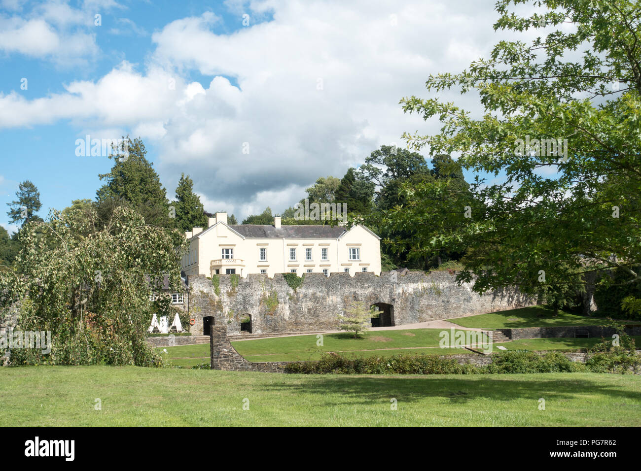 Aberglasney è una casa storica e giardini tra Llandeilo e Camarthen. Esso è stato presentato nel programma della BBC "Un giardino perduto nel tempo." Foto Stock