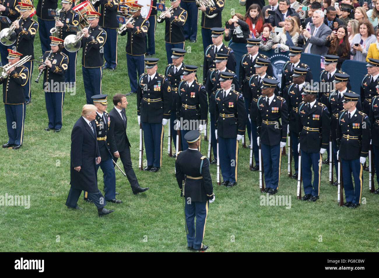La cerimonia di arrivo del Presidente della Francia e la Sig.ra Macron Gazzetta Visita di Stato di Francia Foto Stock