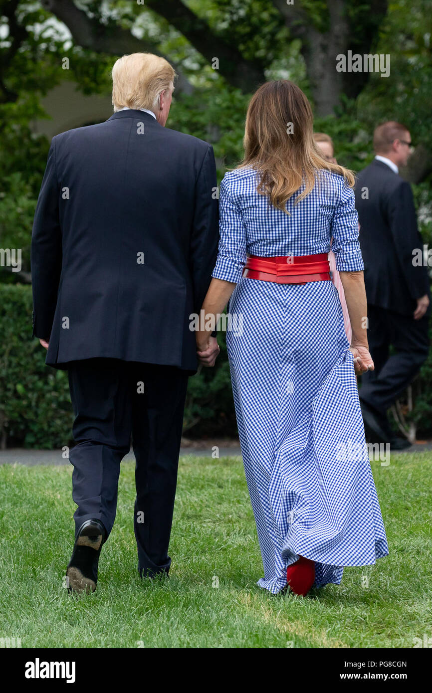 Presidente Trump e la First Lady Melania Trump partecipare a un quarto di luglio un picnic con le famiglie militari alla Casa Bianca | Luglio 4, 2018 Quarta di luglio alla Casa Bianca Foto Stock