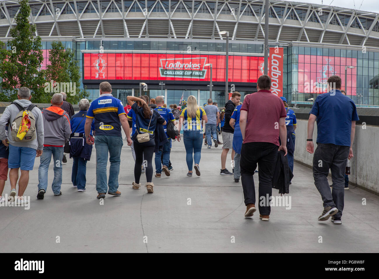 Lo stadio di Wembley, Londra, Regno Unito. Sabato 25 Agosto 2018 - Il 117stadiazione della Ladbrokes Challenge Cup Rugby League finale allo stadio di Wembley tra Warrington Lupi (Filo) e catalano draghi. Entrambe le squadre giocano in Super League Credito: John Hopkins/Alamy Live News Foto Stock