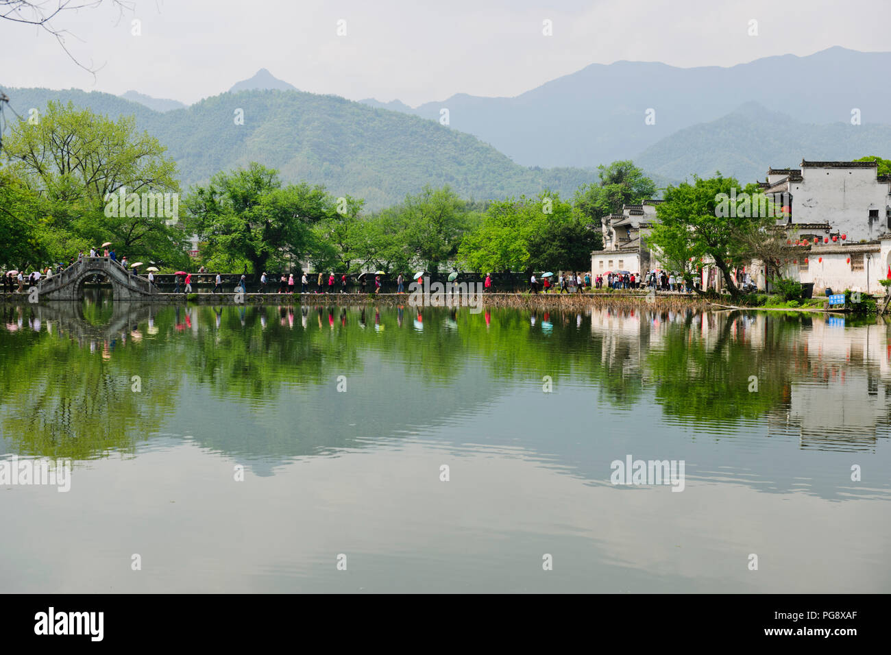 Crouching Tiger Hidden Dragon Film Location,Qing Ming canzone Village,adorato da artisti,fotografi,edifici autentici,Hongcun,Jaingxi Prov,PRC,Cina Foto Stock