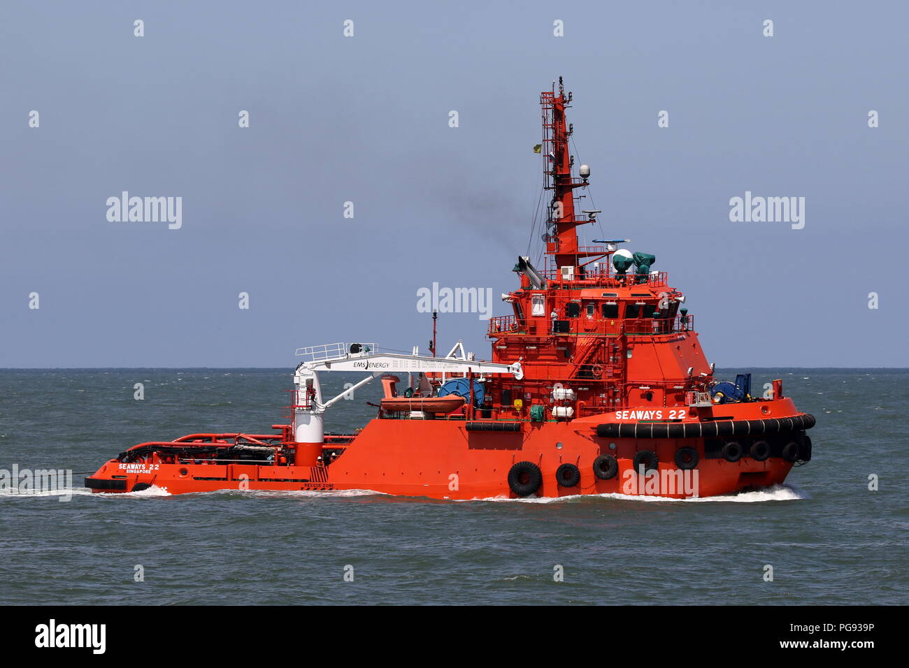 Il rimorchiatore offshore Seaways 22 raggiunge il porto di Rotterdam il 13 luglio 2018. Foto Stock