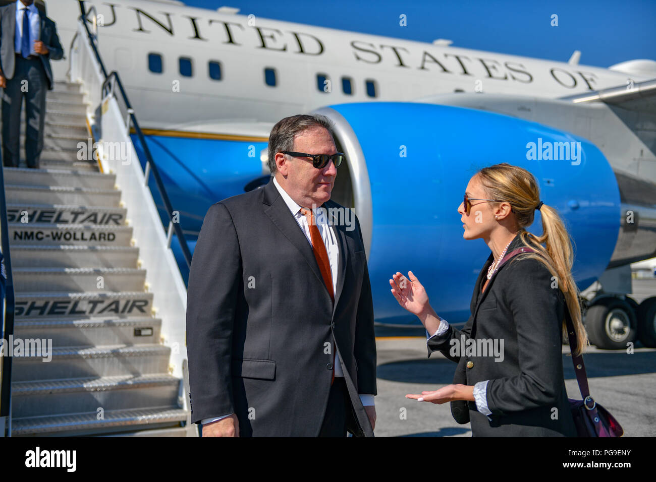 Stati Uniti Il segretario di Stato Michael R. Pompeo deplanes in New York New York per riunioni con Ambasciatore Nikki Haley e i membri del Consiglio di Sicurezza delle Nazioni Unite, come pure Repubblica di Corea Il Ministro degli Esteri Kang Kyung-wha e l'ambasciatore giapponese all'ONU Koro Bessho, per discutere i più recenti sulla Repubblica popolare democratica di Corea e più il 20 luglio 2018. Foto Stock